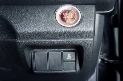 HONDA CIVIC 1.8 EL ปี2018 จด2019 (8กฉ933)