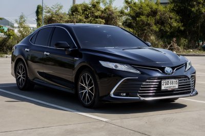 TOYOTA CAMRY 2.5 HEV PREMIUM AT ปี 2022 (2ขฮ6815)