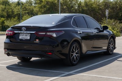 TOYOTA CAMRY 2.5 HEV PREMIUM ปี2022 (3ขภ3873)