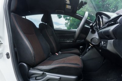 TOYOTA YARIS 1.2 G AT 2014 (งร1685)