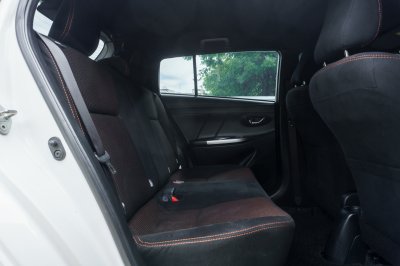 TOYOTA YARIS 1.2 G AT 2014 (งร1685)