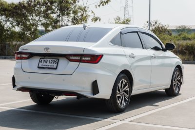 TOYOTA YARIS ATIV 1.2 PREMIUM ปี2023 (4ขฌ1996)