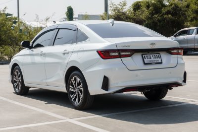 TOYOTA YARIS ATIV 1.2 PREMIUM ปี2023 (4ขฌ1996)