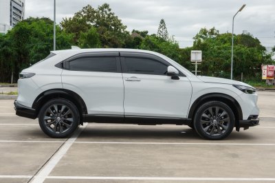 HONDA HR-V 1.5 HEV RS AT ปี 2024 (ญญ9909)