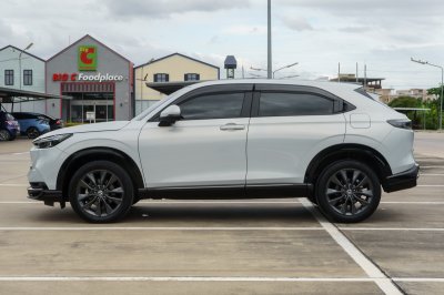 HONDA HR-V 1.5 HEV RS AT ปี 2024 (ญญ9909)