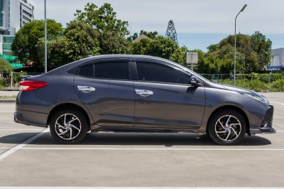 TOYOTA YARIS ATIV 1.2 SPORT ปี2020 (ขธ1379)