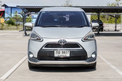 TOYOTA SIENTA 1.5 V AT ปี 2018 (กอ9837)