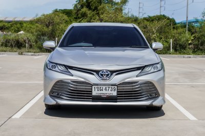 TOYOTA CAMRY 2.5 HV AT ปี 2020 (1ขผ4739)