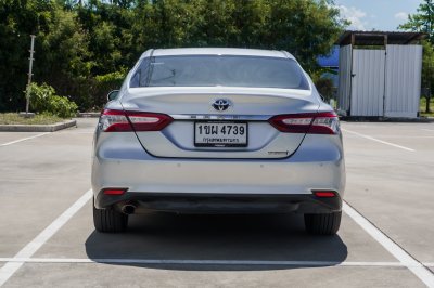 TOYOTA CAMRY 2.5 HV AT ปี 2020 (1ขผ4739)