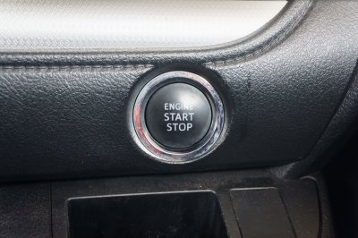 TOYOTA SIENTA 1.5 V AT ปี 2017 (7กฉ2802)