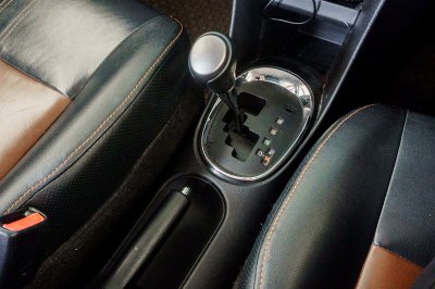 TOYOTA SIENTA 1.5 V AT ปี 2017 (7กฉ2802)