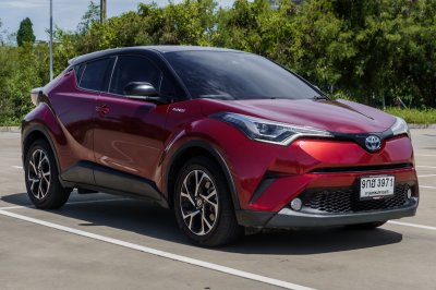 TOYOTA CHR 1.8 HV PREMIUM SAFETY AT ปี 2021 (9กฮ3971)