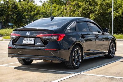 HONDA CIVIC 2.0 E:HEV EL+ ปี2024 จด2025 (6ขฐ3081)
