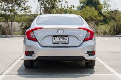 HONDA CIVIC 1.8 EL ปี2018 (8กก7543)