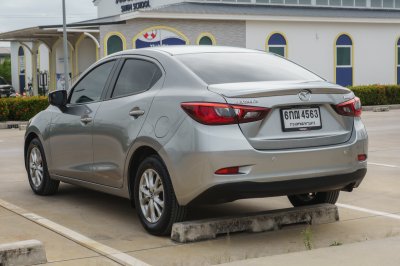MAZDA 2 1.5 XD HIGH CONNECT AT ปี 2016 (6กฌ4563)