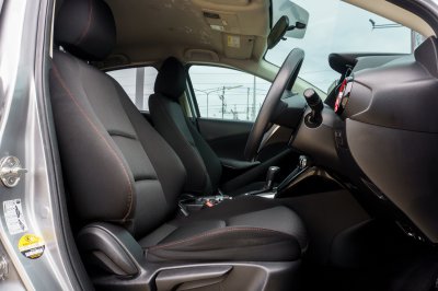 MAZDA 2 1.5 XD HIGH CONNECT AT ปี 2016 (6กฌ4563)