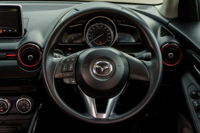 MAZDA 2 1.5 XD HIGH CONNECT AT ปี 2016 (6กฌ4563)