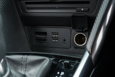 MAZDA 2 1.5 XD HIGH CONNECT AT ปี 2016 (6กฌ4563)