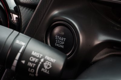 MAZDA 2 1.5 XD HIGH CONNECT AT ปี 2016 (6กฌ4563)