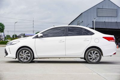 TOYOTA VIOS 1.5 MID AT ปี2019 (8กล9612)