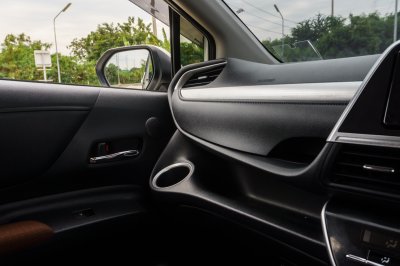 TOYOTA SIENTA 1.5 V AT ปี 2018 (8กฆ9345)