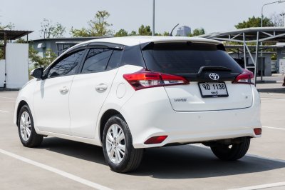 TOYOTA YARIS 1.2 E AT ปี2017 (จอ1136)