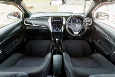 TOYOTA YARIS 1.2 E AT ปี2017 (จอ1136)
