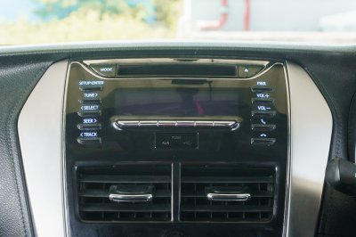 TOYOTA YARIS 1.2 E AT ปี2017 (จอ1136)