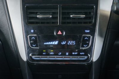 TOYOTA YARIS 1.2 E AT ปี2017 (จอ1136)