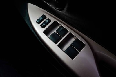 TOYOTA VIOS 1.5 MID AT ปี2019 (8กล9612)