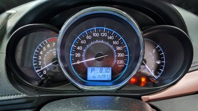 TOYOTA VIOS 1.5 MID AT ปี2019 (8กล9612)