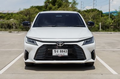 TOYOTA YARIS ATIV 1.2 PREMIUM LUXURY ปี2023 (ขง8843)