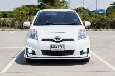 TOYOTA YARIS 1.5 E AT ปี2012 (5ขฉ1708)
