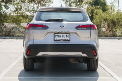 TOYOTA COROLLA CROSS 1.8 HYBRID SMART ปี2021 (2ขฉ9316)