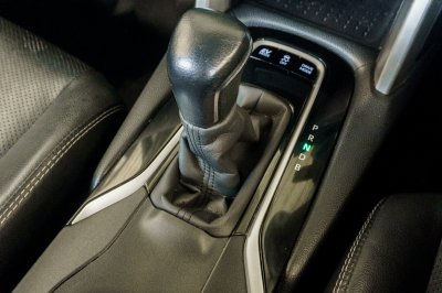 TOYOTA COROLLA CROSS 1.8 HYBRID SMART ปี2021 (2ขฉ9316)