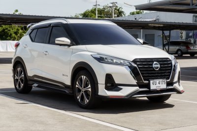 NISSAN KICKS 1.2 V E-POWER ปี2024 (งบ4175)