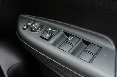 HONDA JAZZ 1.5 V+ ปี2019 (8กษ3334)