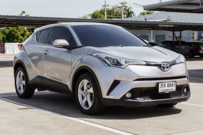 TOYOTA C-HR 1.8 MID ปี2018 (ภจ6041)