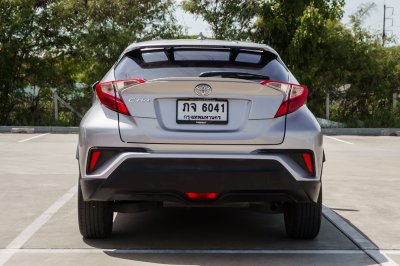 TOYOTA C-HR 1.8 MID ปี2018 (ภจ6041)