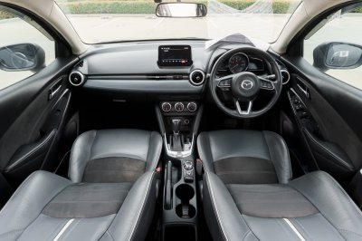 MAZDA 2 1.3 S (LEATHER) ปี2020 จด2021 (ขจ9283)