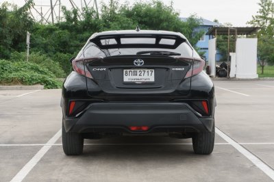 TOYOTA CH-R 1.8 HV HI ปี2018 (8กฒ2717)