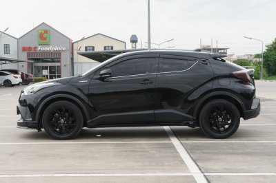 TOYOTA CH-R 1.8 HV HI ปี2018 (8กฒ2717)