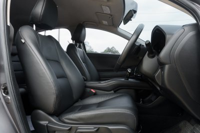 HONDA HR-V 1.8 E ปี2021 (1ขว5318)