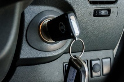 NISSAN NAVARA DOUBLECAB 2.5 SV CALIBRE LE MT ปี2012 จด2013 (2กก6586)