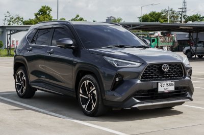 TOYOTA YARIS CROSS 1.5 HEV PREMIUM ปี2024 (จษ5386)