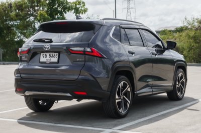 TOYOTA YARIS CROSS 1.5 HEV PREMIUM ปี2024 (จษ5386)