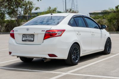 TOYOTA VIOS 1.5 J AT ปี 2014 (4กผ1732)