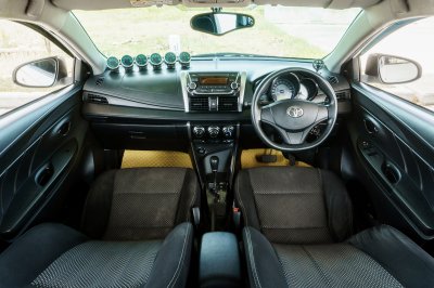 TOYOTA VIOS 1.5 J AT ปี 2014 (4กผ1732)