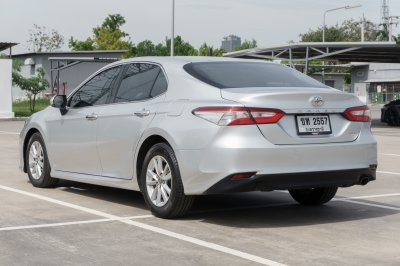 TOYOTA CAMRY 2.0 G AT ปี 2018 (ขท2557)