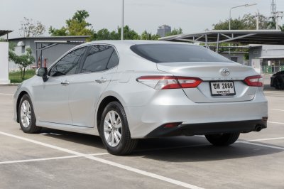 TOYOTA CAMRY 2.0 G AT ปี 2018 (ขท2886)